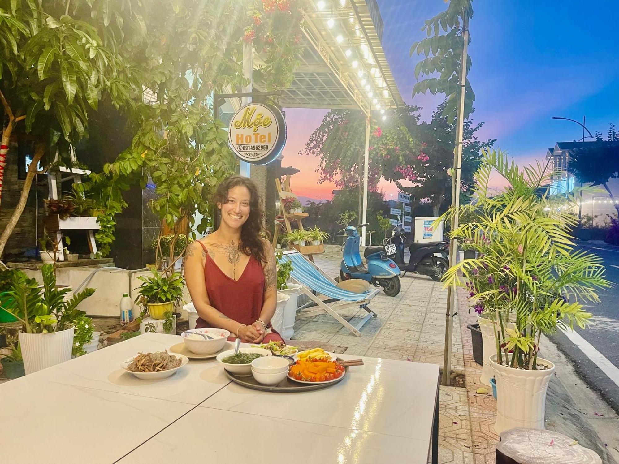 Moc Homestay- Near Bai Dai Beach Cam Lam 외부 사진