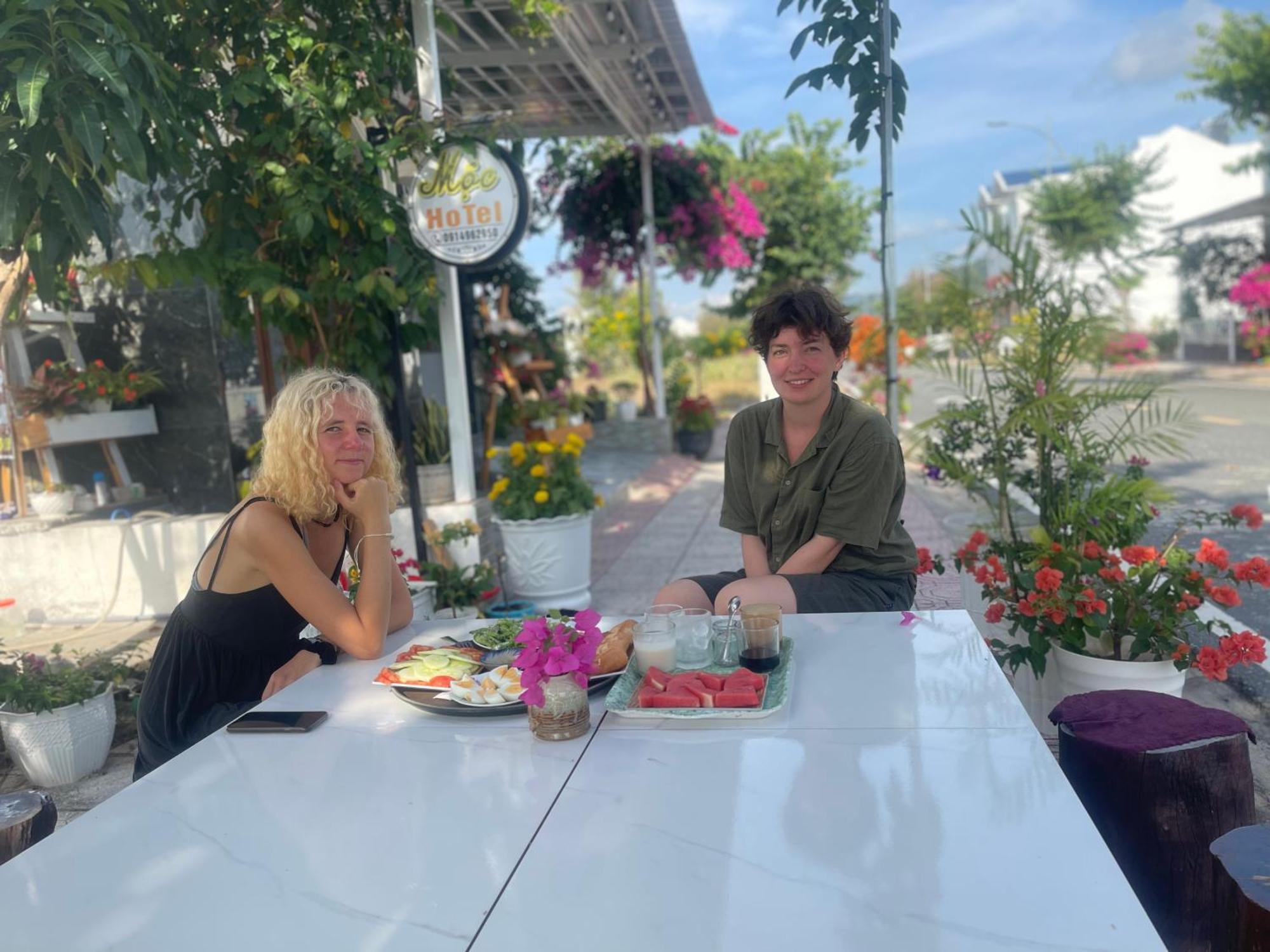Moc Homestay- Near Bai Dai Beach Cam Lam 외부 사진
