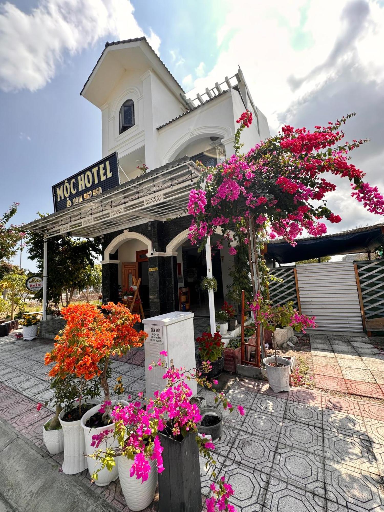 Moc Homestay- Near Bai Dai Beach Cam Lam 외부 사진